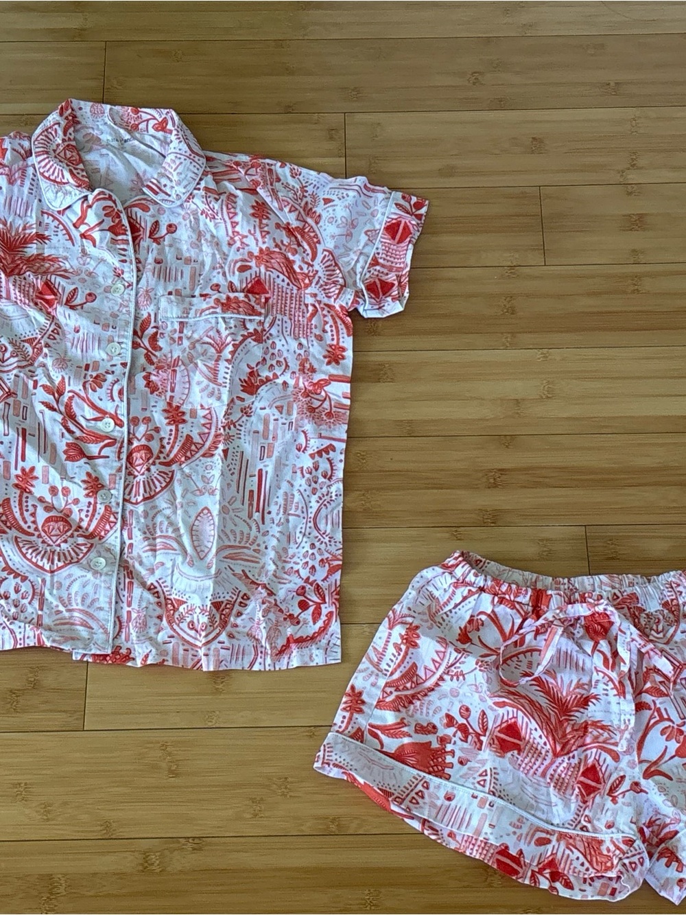 100% pure Cotton pajamas Malibu toile print